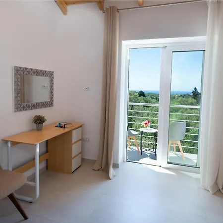 Island Breeze Villa *